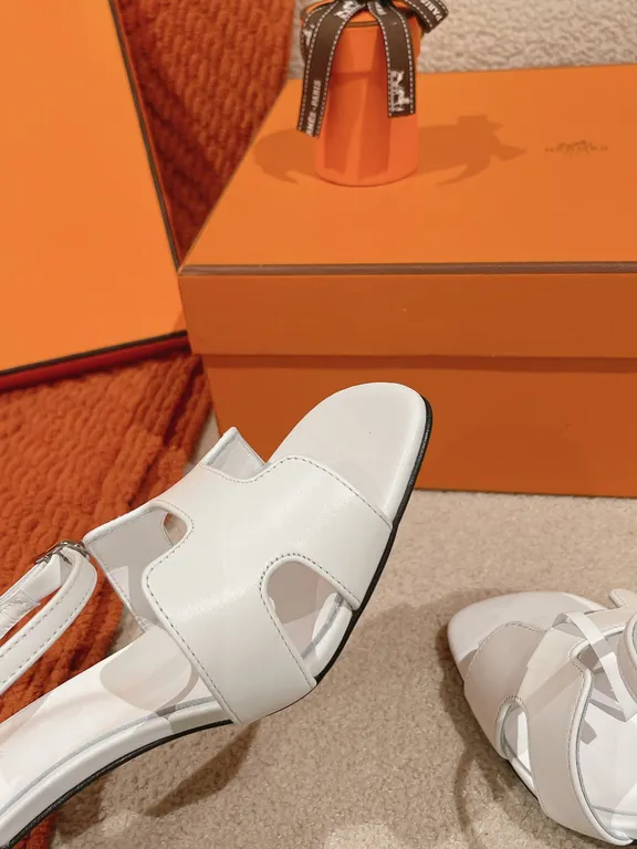 Hermes Shoe 